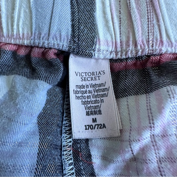 Victoria's Secret | Holiday Pink Plaid Striped Sleep Shorts | Size Medium - Picture 5 of 10